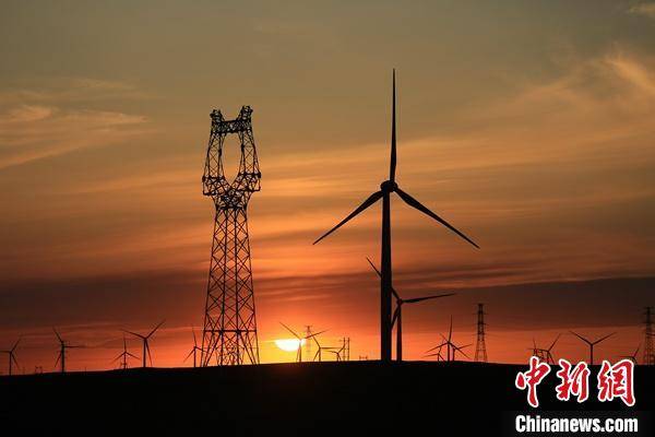 2020年新疆1000万千瓦并网发电装机容量占新能源的50%以上