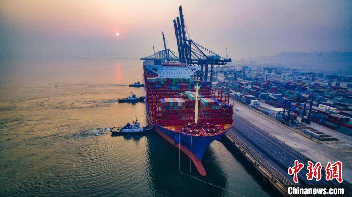 大连港和营口港的合并完成了辽宁港口有限公司的正式亮相