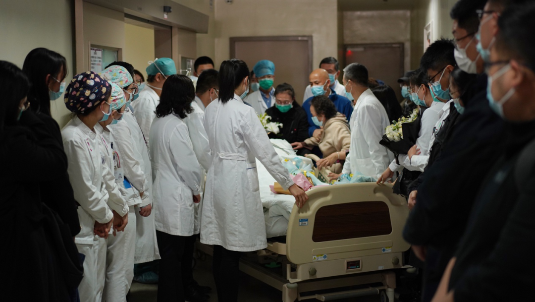 清华27岁博士意外死亡 捐献器官救5人 母亲:让我再握住他的手