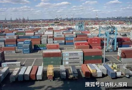前7个月中国服务贸易进出口总额增长7.3%