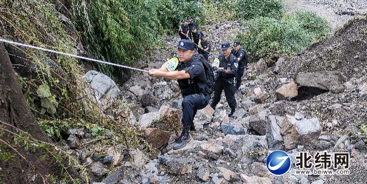 四川省雅安市:多个县区遭遇突发性强降雨 启动ⅱ级防汛应急响应