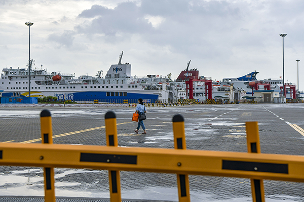 台风“狮山”登陆海南:琼州海峡暂停通行