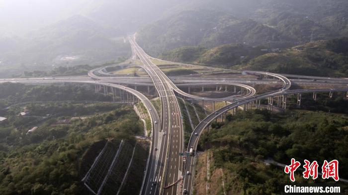 三环高速贯穿重庆“三环”时代