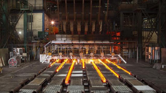 国内钢铁PMI三连升：行业趋稳回升 或现“金三银四”旺季