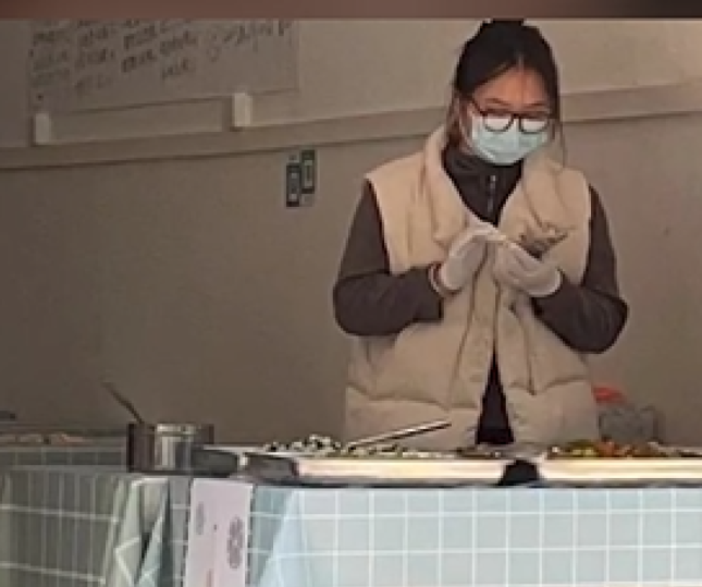 年薪30万女生转行卖快餐 95后大厂裸辞