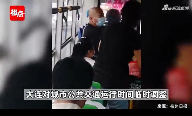 男子坐公交没戴N95被乘客骂缺德 背后详