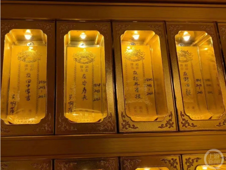 玄奘寺广场拉起隔离带、主殿大门紧锁，游客