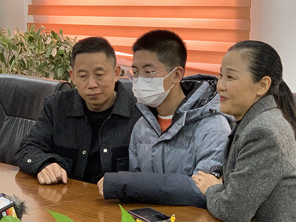 孙海洋夫妇开车到山东阳谷:“不放心” 还
