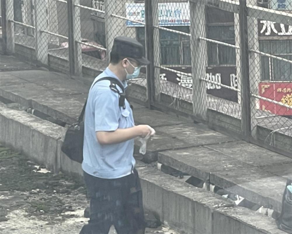 成都铁路局回应“D762次列车撞人”:确