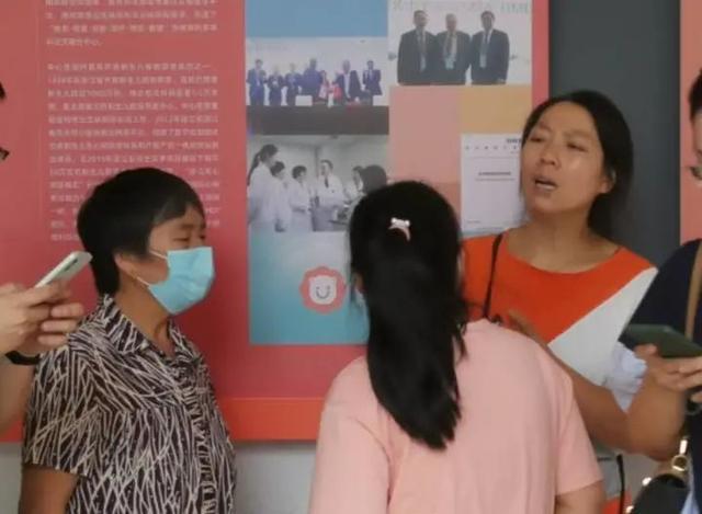 杭州电瓶车自燃致父女烧伤：当地发放4.4