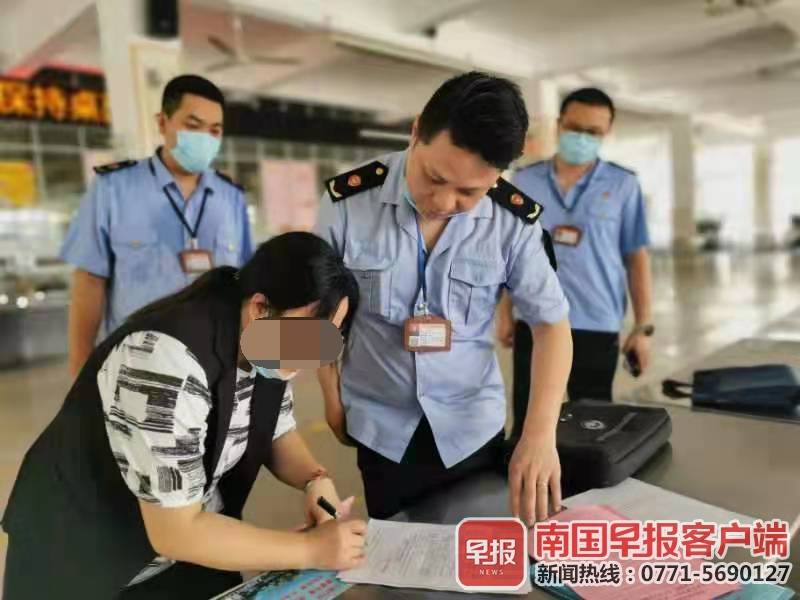 广西市场监督局回应“食堂丢虫眼叶处罚”: