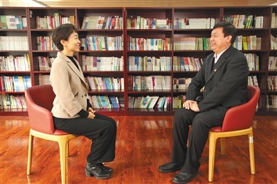 建设城郊旅游铁路打造“移动B&a