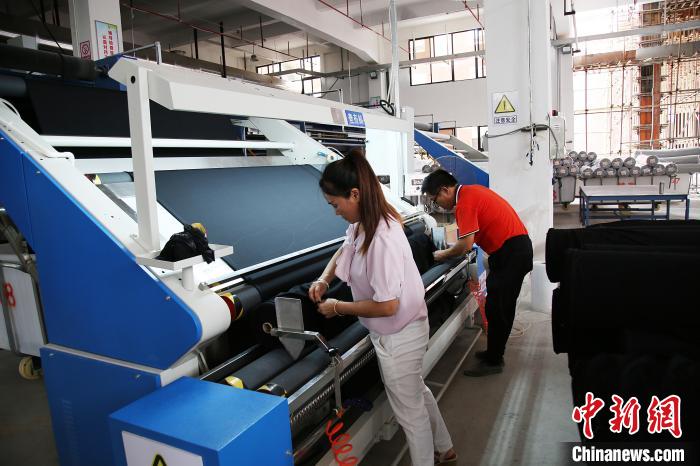 广西平南县打造辐射东盟的现代高端纺织服装