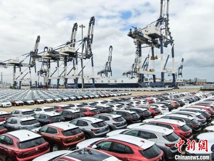 山东港口烟台港开埠160周年上半年完成吞