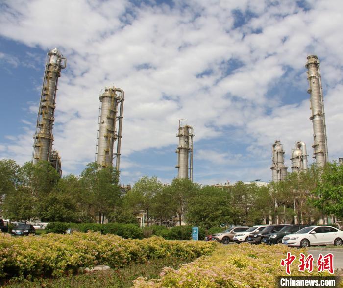 新疆独山子石化打造“绿色无味工厂”
