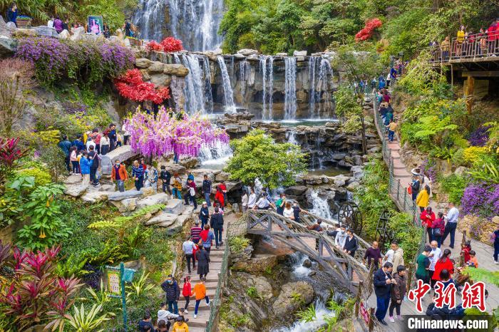 广东春节假期旅游收入204.8亿 全省9